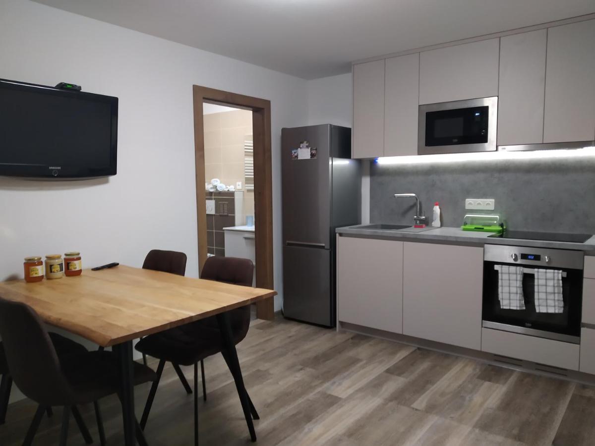 Dva samostatné apartmány,